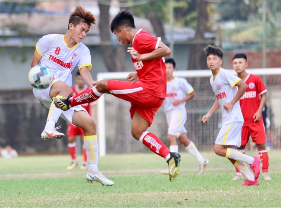 U19 Học viện NutiFood thắng lớn ở ngày ra quân ảnh 1