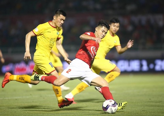 Thanh Hóa - CLB TPHCM (17g, ngày 12-4): Thử thách thực sự cho thầy trò HLV Polking ảnh 1
