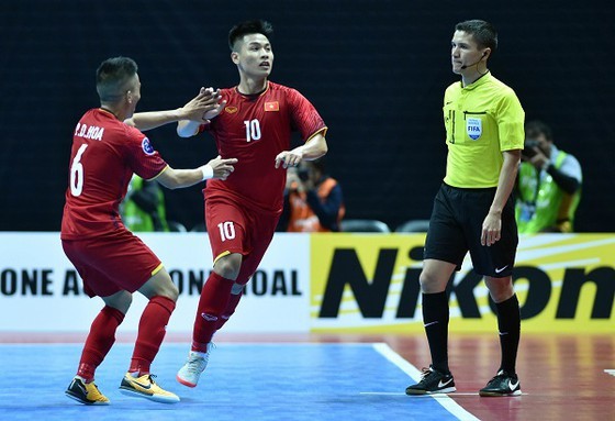 Việt Nam gặp Thái Lan để tranh vé dự Futsal World Cup  ảnh 1