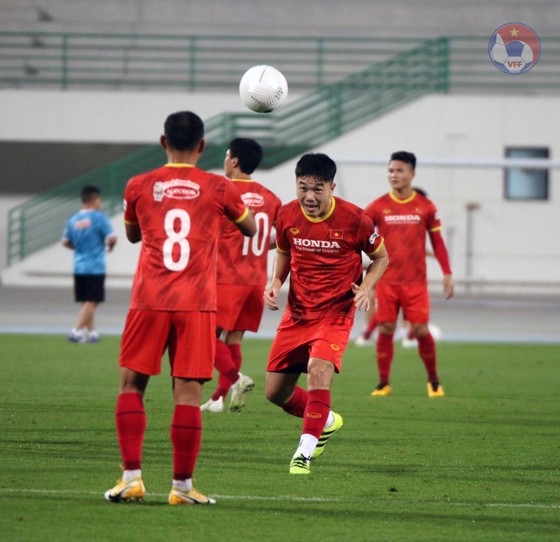 Văn Toàn: 'Đội tuyển Việt Nam đang có nhiều cầu thủ chơi tấn công hay' ảnh 2