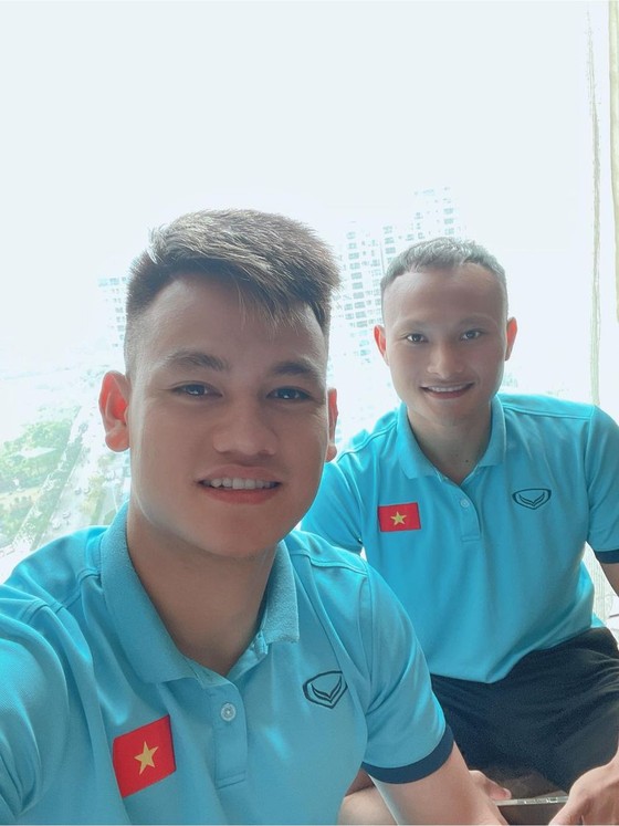 Đi tìm bộ tứ tiền vệ cho tuyển Việt Nam ảnh 2
