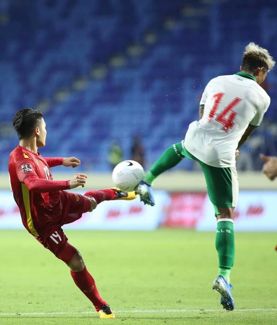Thắng đậm Indonesia 4-0, Việt Nam giữ vững ngôi đầu bảng ảnh 1