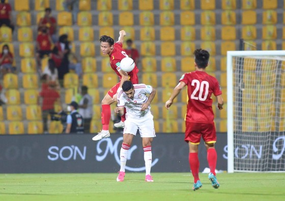 Thua UAE 2-3, Việt Nam vẫn giành vé đi tiếp ảnh 1