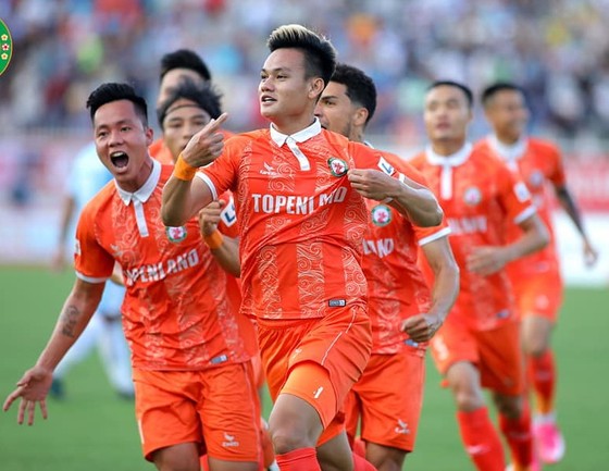 Topenland Bình Định đang thay nâng chất lực lượng trước mùa bóng 2022