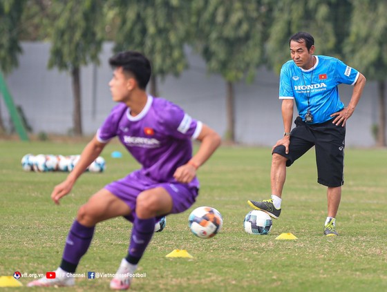 Một tuyển thủ U23 Việt Nam dương tính với Covid-19 ảnh 1