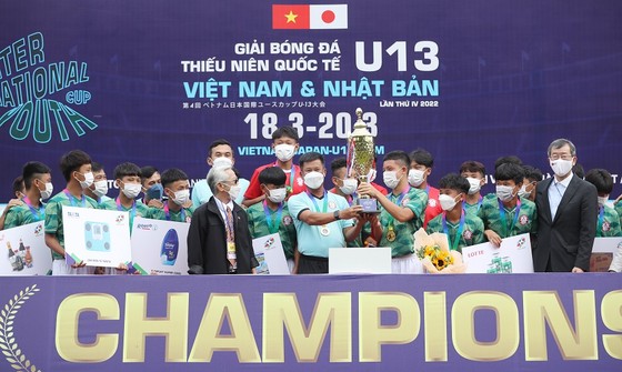 TPHCM đăng quang ở giải bóng đá U13 Việt Nam – Nhật Bản ảnh 1