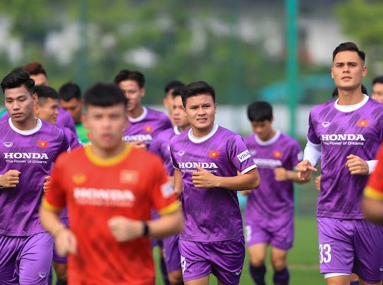 Hậu vệ Duy Mạnh hào hứng khi trở lại đội tuyển ảnh 1