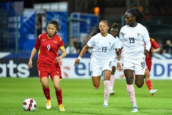Đội tuyển nữ Việt Nam thua 0-7 trước đội tuyển nữ Pháp ảnh 1
