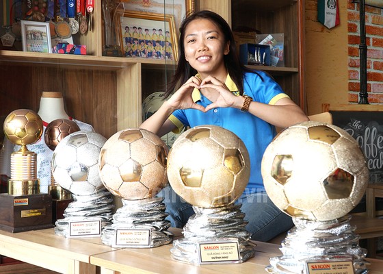 Huỳnh Như trở thành cầu thủ nữ Việt Nam đầu tiên sang châu Âu  thi đấu ảnh 2