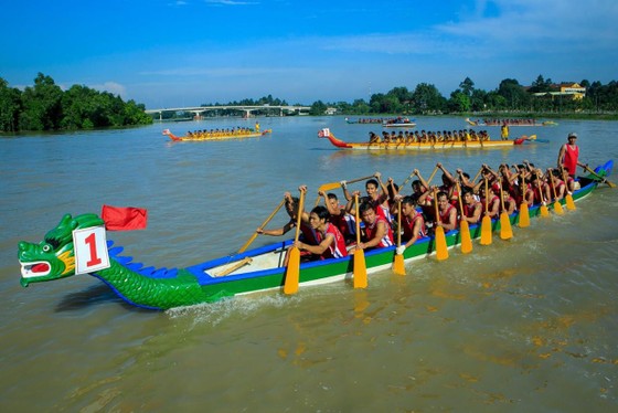 Giải đua thuyền truyền thống mở rộng thành phố Thủ Dầu Một được tổ chức ngày 2-9-2022