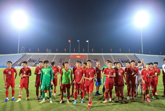 Đội tuyển U20 Việt Nam thay đổi 10 cầu thủ ảnh 2