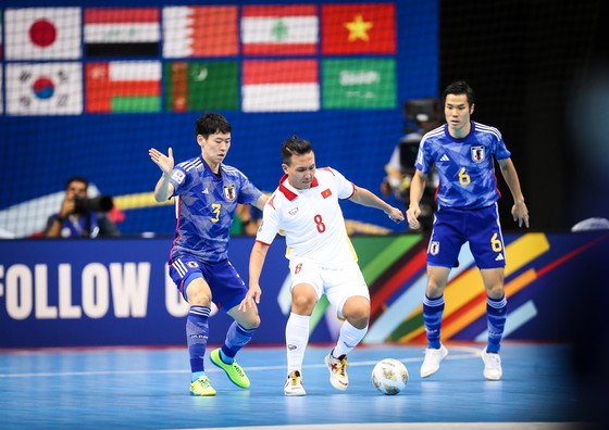 Đội futsal Việt Nam vào vòng tứ kết giải futsal châu Á 2022 ảnh 1