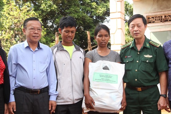 TPHCM hỗ trợ tỉnh Gia Lai 500 triệu đồng để khắc phục hạn hán ảnh 6