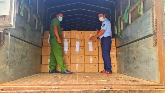 Phát hiện vụ vận chuyển 2.000 chai thuốc bảo vệ thực vật có chứa chất cấm ảnh 3