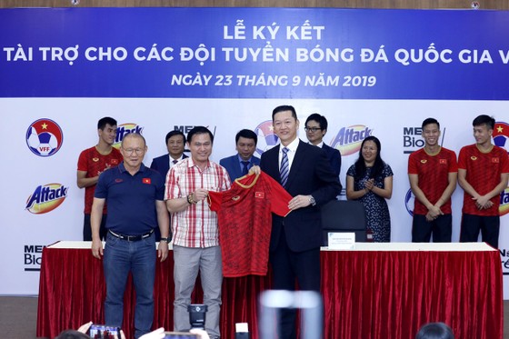 Các đội tuyển bóng đá quốc gia Việt Nam có thêm nhà tài trợ mới ảnh 3
