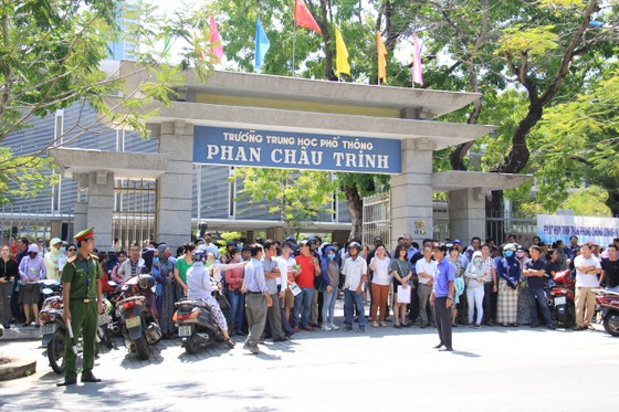Hơn 13.000 học sinh Đà Nẵng bước vào môn thi đầu tiên kỳ thi tuyển sinh lớp 10 ảnh 4