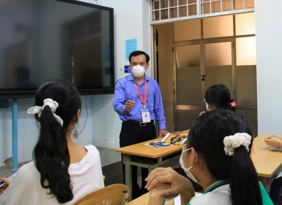 Đà Nẵng: Bộ GD-ĐT kiểm tra công tác tổ chức Kỳ thi tốt nghiệp THPT đợt 2 ảnh 10