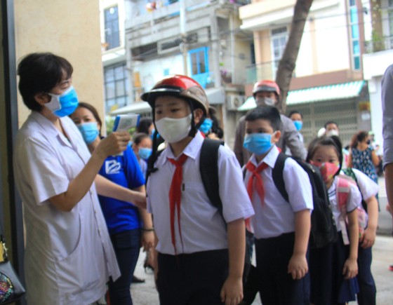 Đà Nẵng: Học sinh tiểu học, trẻ mầm non quay lại trường sau dịch bệnh ảnh 2