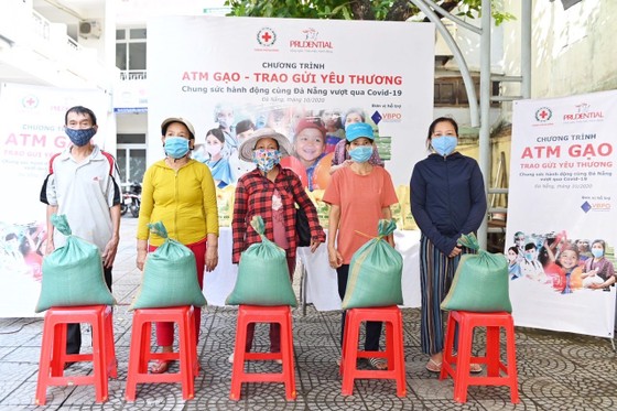 'ATM gạo - Trao gửi yêu thương' hỗ trợ người dân khó khăn tại Đà Nẵng ảnh 4