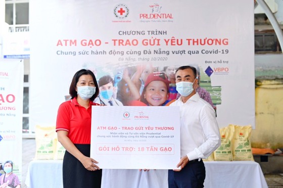 'ATM gạo - Trao gửi yêu thương' hỗ trợ người dân khó khăn tại Đà Nẵng ảnh 3