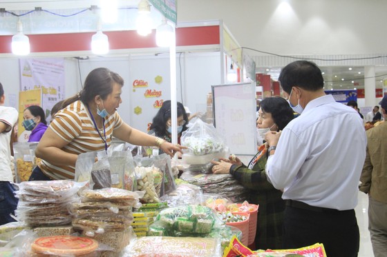 Đà Nẵng: Hơn 300 gian hàng tham gia Hội chợ Xuân 2021 ảnh 1