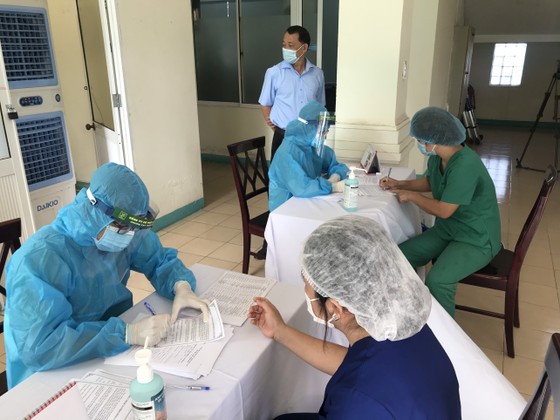 114 người được tiêm vaccine Covid-19 đầu tiên tại TP Đà Nẵng ảnh 3