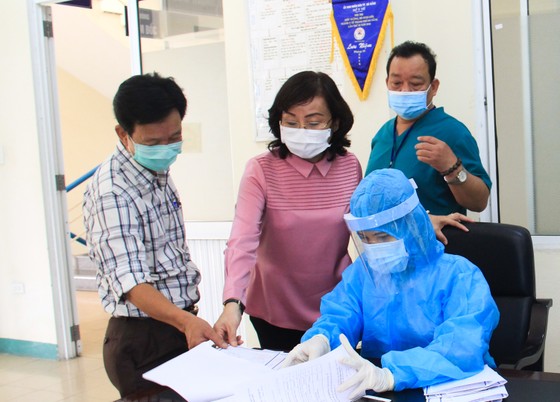114 người được tiêm vaccine Covid-19 đầu tiên tại TP Đà Nẵng ảnh 10