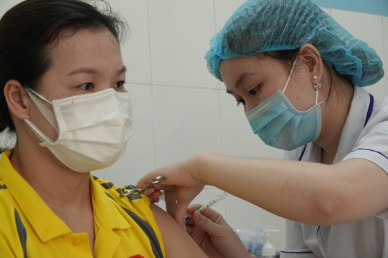 Đà Nẵng: Tiêm vaccine ngừa Covid-19 cho vận động viên Paralympic Việt Nam thi đấu tại Tokyo ảnh 2