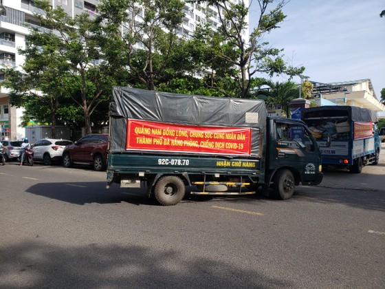 Quảng Nam hỗ trợ cho Đà Nẵng hơn 30 tấn thực phẩm thiết yếu ảnh 1