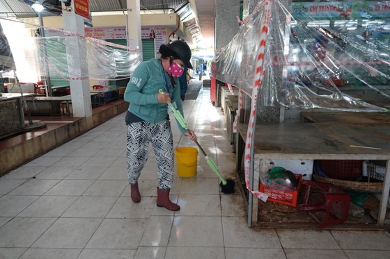 Đà Nẵng: Ngày đầu mở lại một số chợ truyền thống ảnh 18