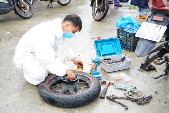 Nghĩa tình của người Đà Nẵng với dòng người hồi hương ảnh 9