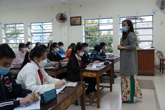 Đà Nẵng: Học sinh lớp 1, 8, 9 háo hức đến trường học trực tiếp ảnh 10