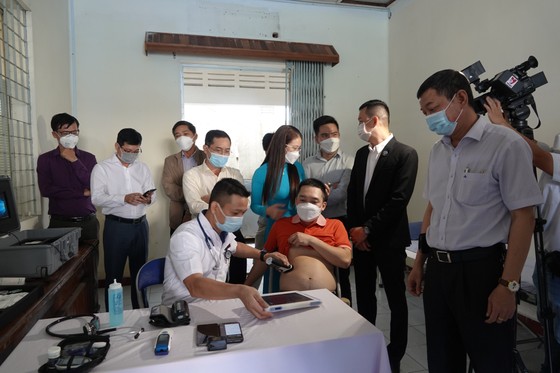 Đưa vào hoạt động Trạm Y tế lưu động đầu tiên tại khu công nghiệp Đà Nẵng. ảnh 2