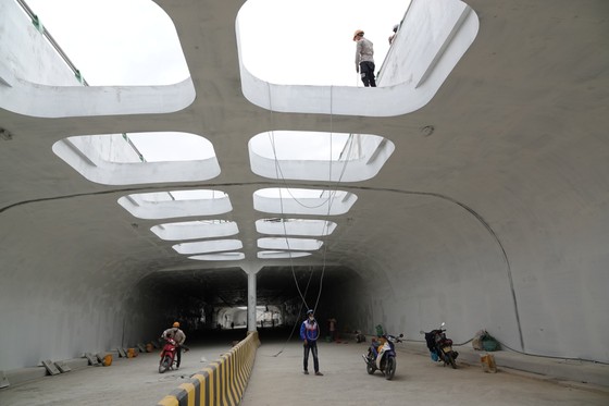 Cận cảnh tuyến hầm chui trục đường Trần Thị Lý - Duy Tân sắp hoàn thiện ảnh 8