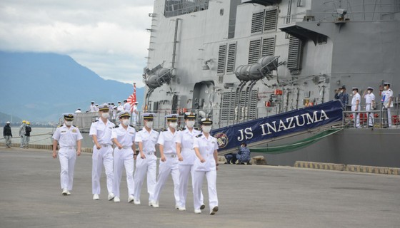 Biên đội tàu huấn luyện đường dài thuộc Lực lượng Tự vệ trên biển Nhật Bản thăm Đà Nẵng ảnh 2