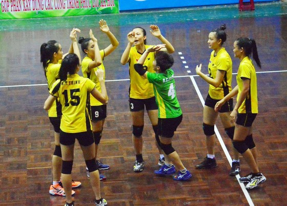 Chung kết bóng chuyền các CLB trẻ toàn quốc 2017: VTV Bình Điền Long An vô địch ngoạn mục! ảnh 1