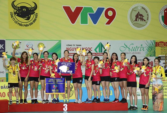 Chung kết Cúp bóng chuyền nữ VTV9 Bình Điền 2018: Ngược dòng ngoạn mục, Giang Tô lên ngôi! ảnh 5