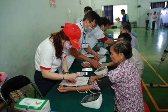 Những khoảnh khắc ý nghĩa trong chương trình từ thiện lần 8 do Vedan tổ chức ảnh 8