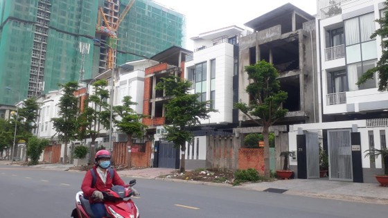 Đề xuất nhiều chế tài đối với công trình vi phạm xây dựng ảnh 1