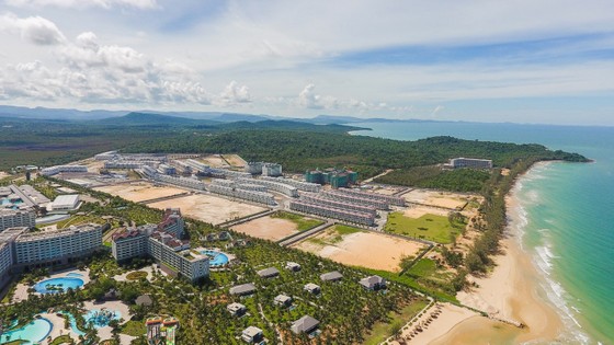 VinWonders, Grand World và Corona Casino – bộ ba 'chân kiềng' tạo bước ngoặt mới cho Phú Quốc ảnh 2