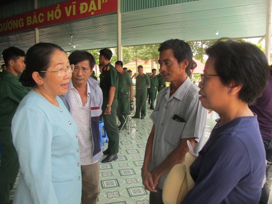  Đoàn lãnh đạo TPHCM thăm, động viên chiến sĩ mới tại Tây Ninh     ảnh 2