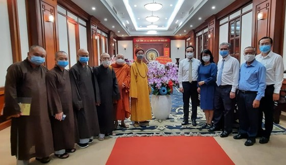 Ban Trị sự Giáo hội Phật giáo Việt Nam TPHCM thăm, chúc tết Thường trực Thành ủy TPHCM ảnh 1