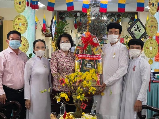 Ủy ban MTTQ Việt Nam TPHCM thăm, chúc mừng Lễ Thượng Ngươn, Tân Sửu  ảnh 1