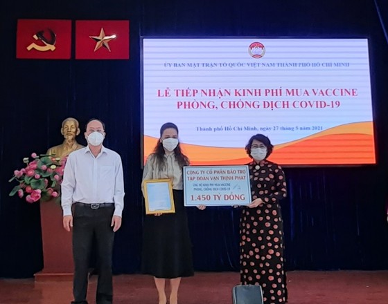 Chủ tịch nước kêu gọi các tầng lớp nhân dân, doanh nghiệp đóng góp ủng hộ chống dịch Covid-19 ảnh 5
