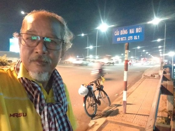 Đạp xe xuyên Việt hơn 1.800km kêu gọi bảo vệ môi trường ảnh 6