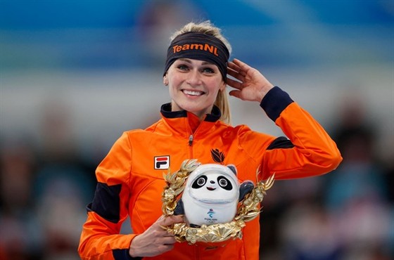 Irene Schouten đã giành HCV với thời gian kỷ lục Olympic là 3 phút 56,93 giây. Ảnh: REUTERS