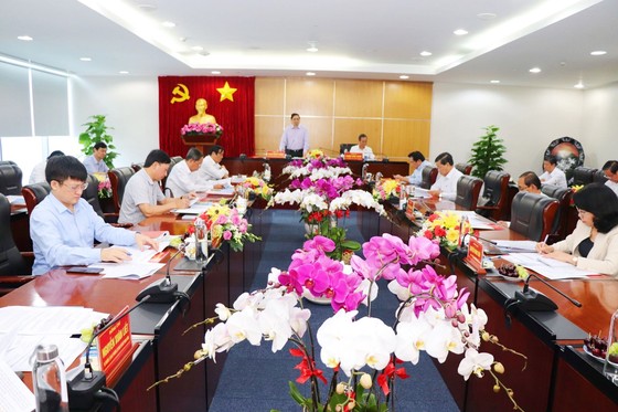 Đồng chí Phạm Minh Chính làm việc với Tỉnh ủy Bình Dương về thực hiện Chỉ thị 35- CT/TW ảnh 1