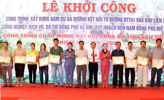Bình Phước khởi công 5 dự án đường kết nối vào các khu công nghiệp ảnh 1