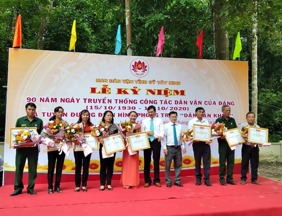 Tây Ninh kỷ niệm 90 năm Ngày truyền thống công tác dân vận của Đảng ảnh 1
