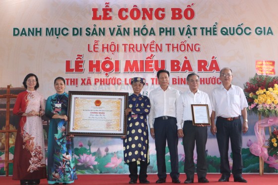 Lễ hội miếu Bà Rá được công nhận di sản văn hóa phi vật thể quốc gia ảnh 1